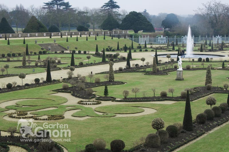 Hampton Court Palace und Gärten