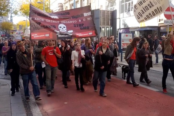 "March against Monsanto"-Demo am 12. Oktober 2013 in Wien.